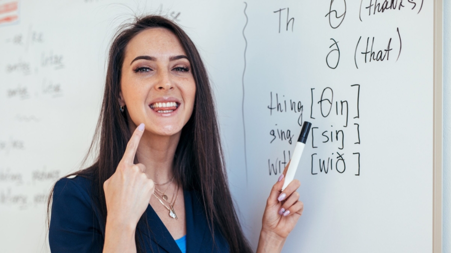 إتقان أصوات الإنجليزية الصعبة على العرب (أصوات إنجليزية صعبة للعرب)